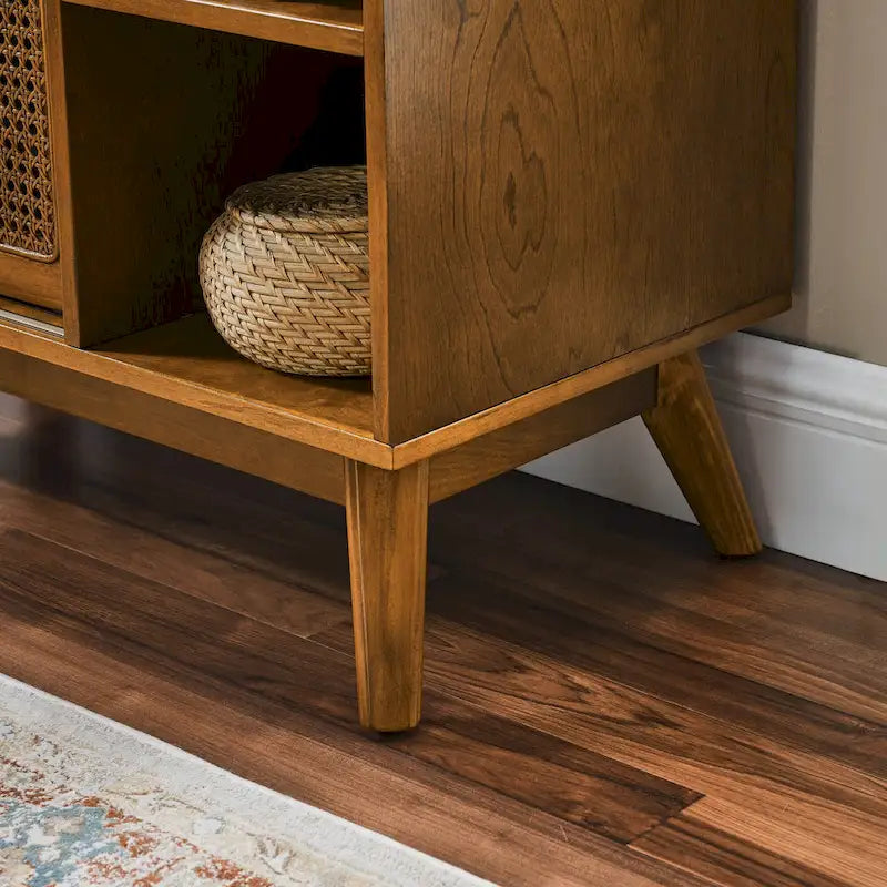Meuble d'appoint en rotin Mid-Century Modern, Buffet avec étagère réglable et pieds en bois massif - Bois clair