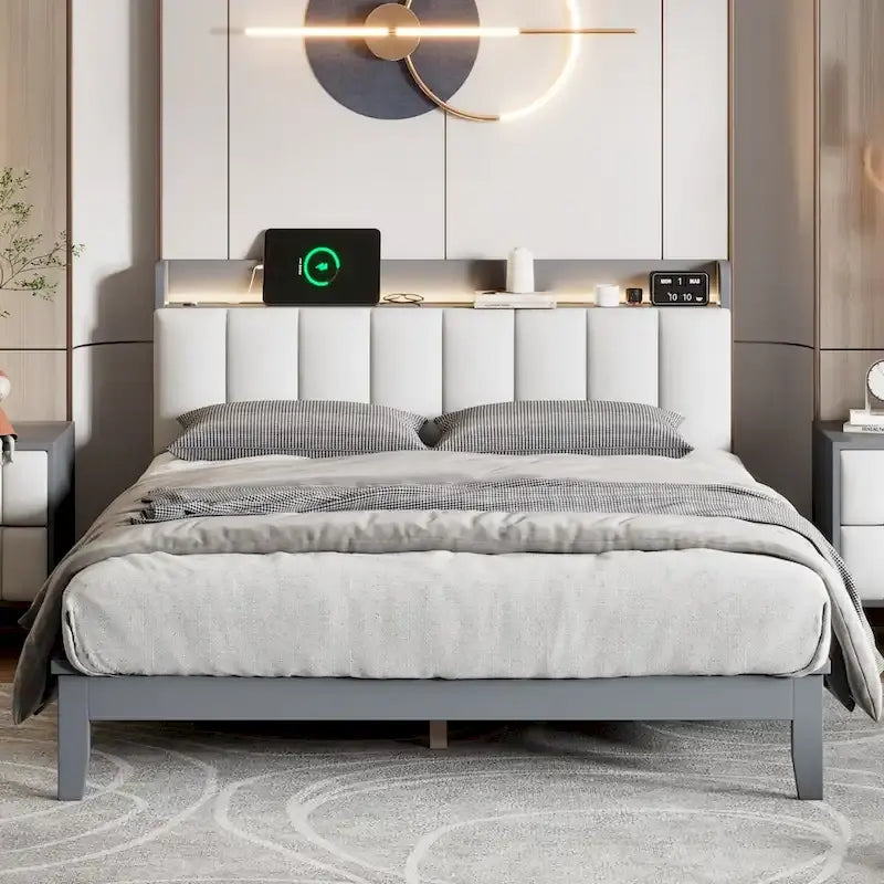 Lit plateforme avec station de recharge USB et tête de lit rembourrée de rangement, cadre de lit LED, sommier tapissier non requis
