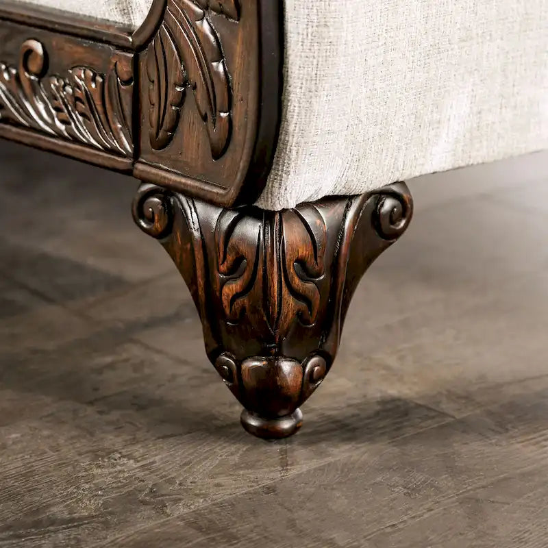 Canapé traditionnel gris clair en chenille avec accoudoirs arrondis